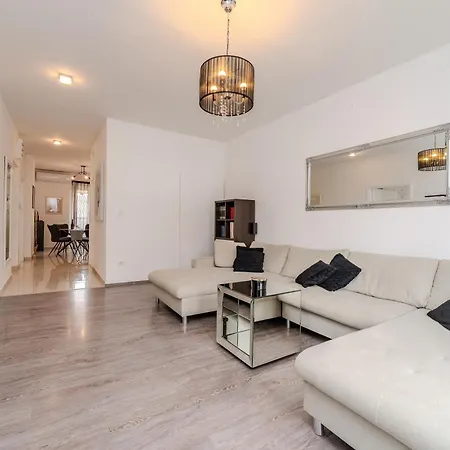 Apartment Center Verdi,big & Cosy