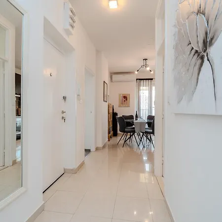 Daire Center Verdi,big & Cosy *